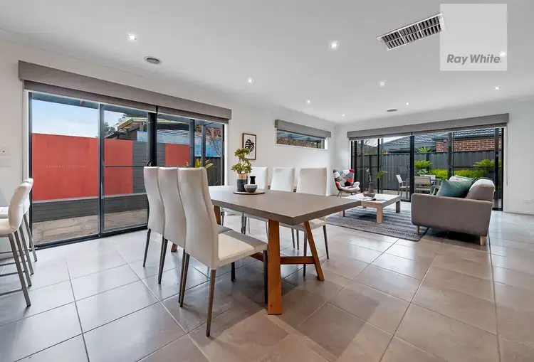 Seventh view of Homely house listing, 25 Bridgehaven Drive, Craigieburn VIC 3064