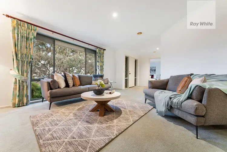 Third view of Homely house listing, 6 Gardenia Close, Craigieburn VIC 3064
