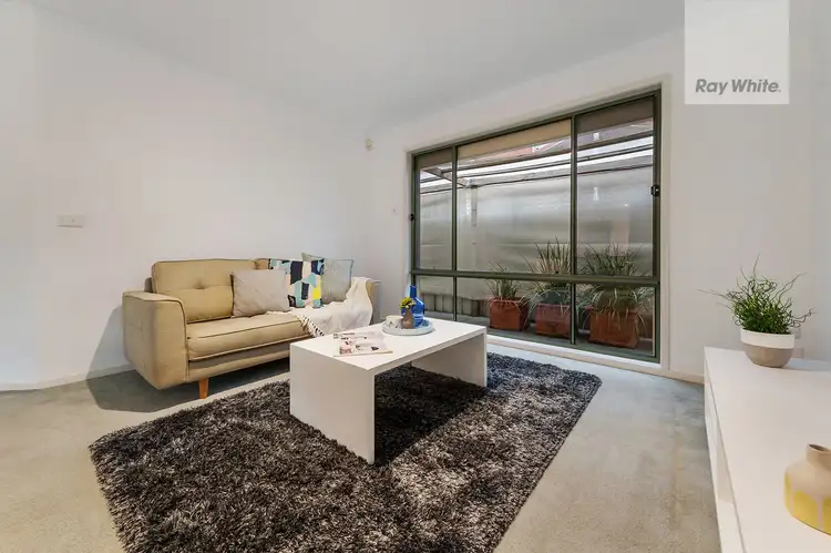 Sixth view of Homely house listing, 6 Gardenia Close, Craigieburn VIC 3064