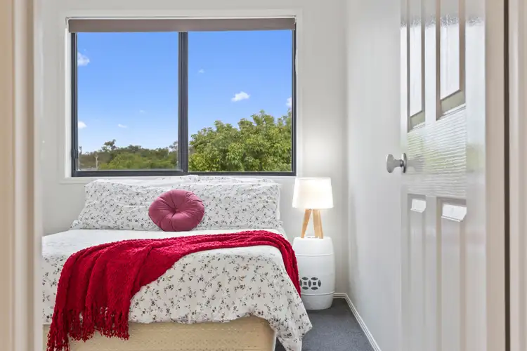 5 Andorra Place, Varsity Lakes QLD 4227