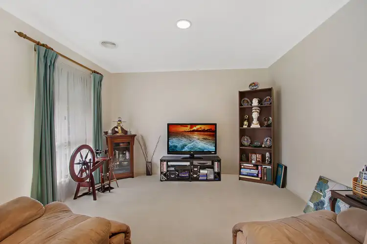 Fifth view of Homely house listing, 15 Raven Court, West Wodonga VIC 3690