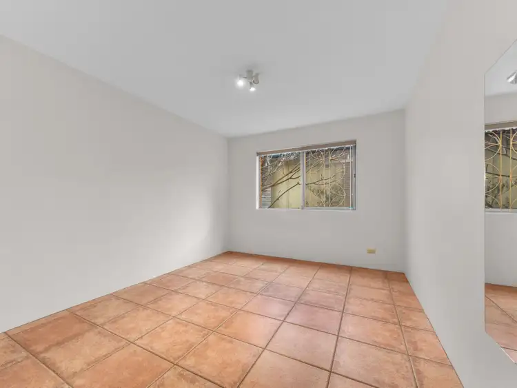 Sixth view of Homely block of units listing, 1-4/25 Glassey Street, Red Hill QLD 4059