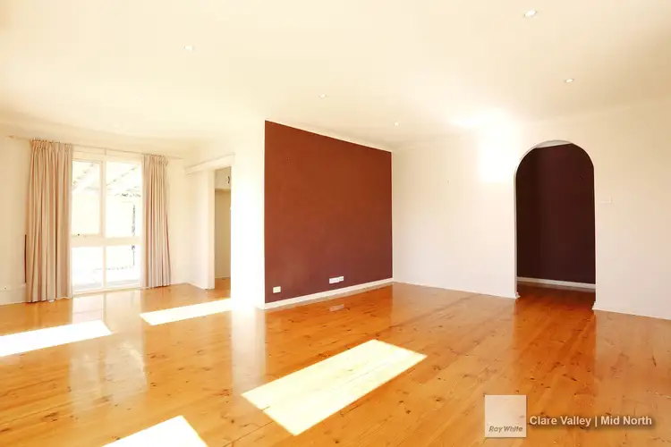 Sixth view of Homely house listing, 8 Pollock Crescent, Clare SA 5453