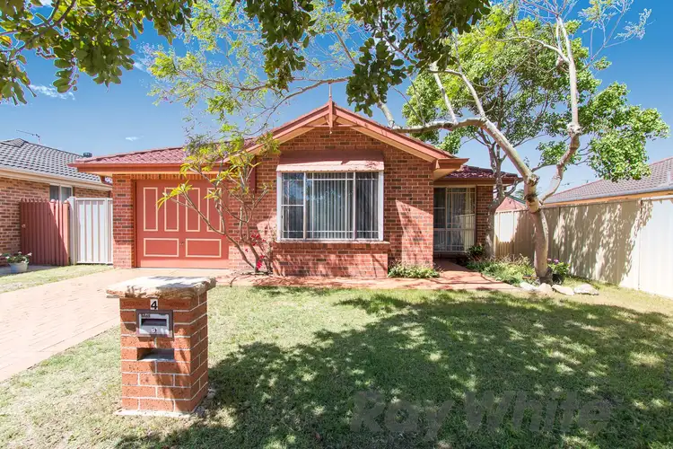 4 Hollingsford Crescent, Carrington NSW 2294
