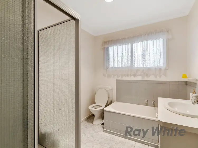 Fourth view of Homely unit listing, 2/9 Rose Court, Benalla VIC 3672