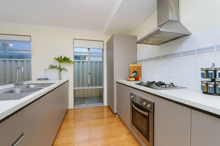 Sixth view of Homely house listing, 7 Linkwater Pass, Southern River WA 6110