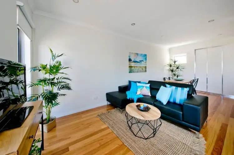 Fourth view of Homely house listing, 3/32 Pollard Street, Glendalough WA 6016