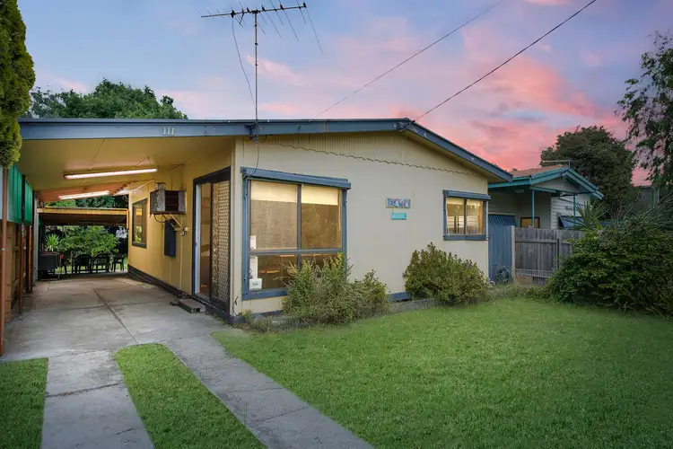 111 Ninth Avenue, Rosebud VIC 3939