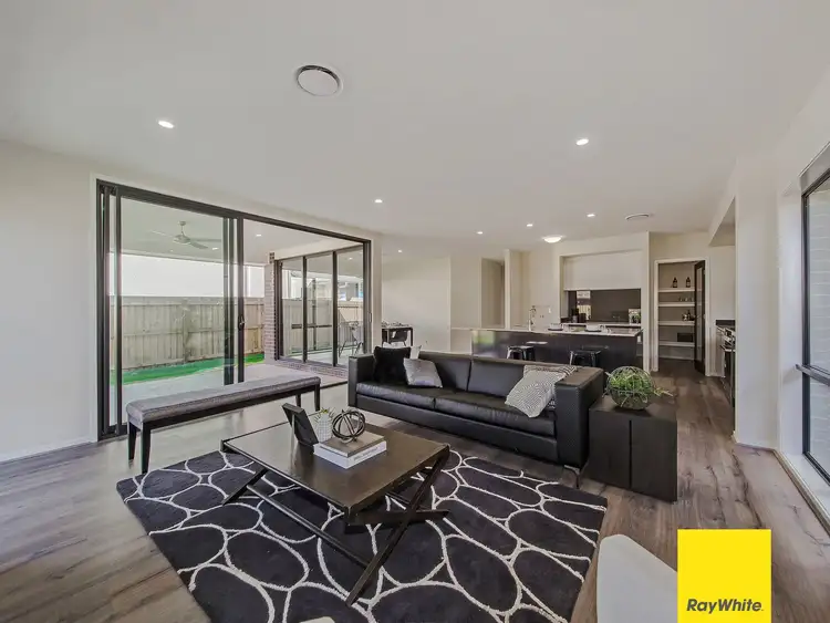 Second view of Homely house listing, 6 Doulton Close, Hemmant QLD 4174