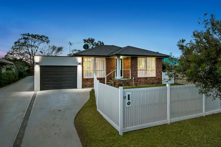 11 Hakea Drive, Mount Martha VIC 3934