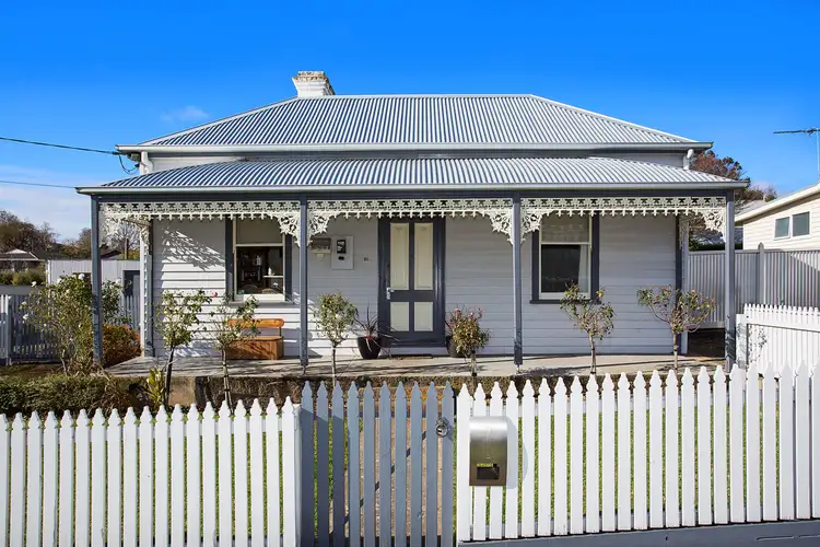 21 Curdie Street, Camperdown VIC 3260