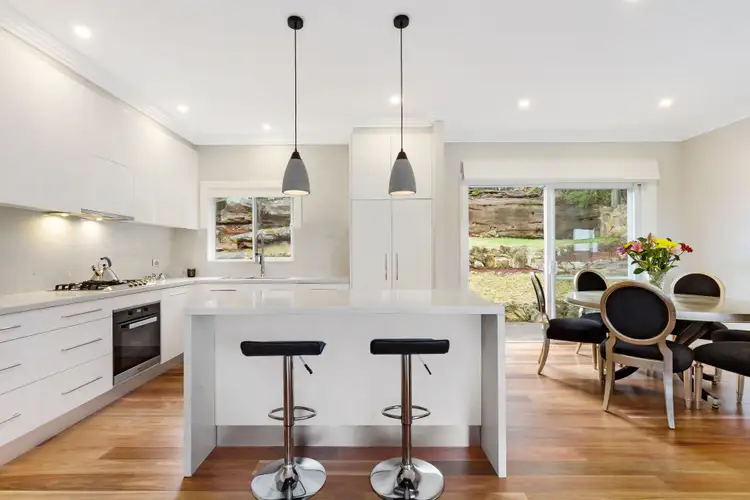 16 Angophora Crescent, Forestville NSW 2087