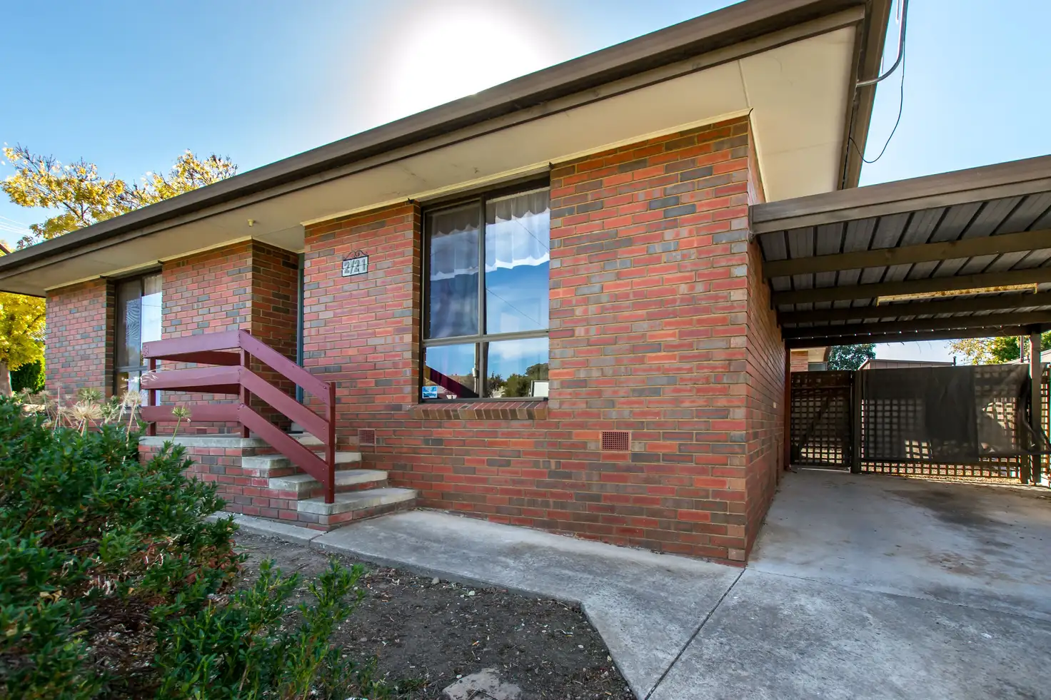 Main view of Homely house listing, 2/21 Desmond Street, Strathdale VIC 3550