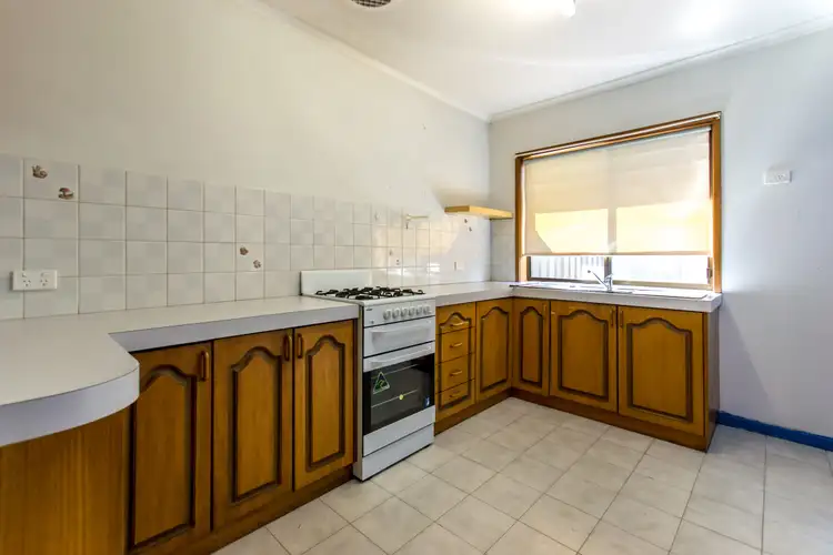 Fourth view of Homely house listing, 2/21 Desmond Street, Strathdale VIC 3550