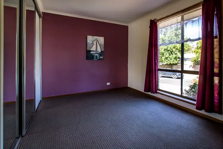 Fifth view of Homely house listing, 2/21 Desmond Street, Strathdale VIC 3550