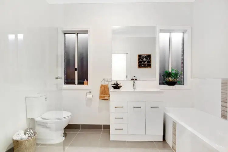 Sixth view of Homely house listing, 3/2 Wettenhall Road, Frankston VIC 3199