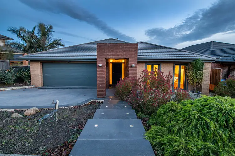 2 Florio Close, Berwick VIC 3806