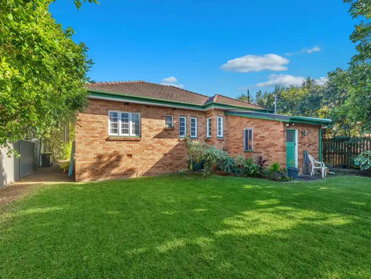 Second view of Homely house listing, 5 Marie Street, Hendra QLD 4011