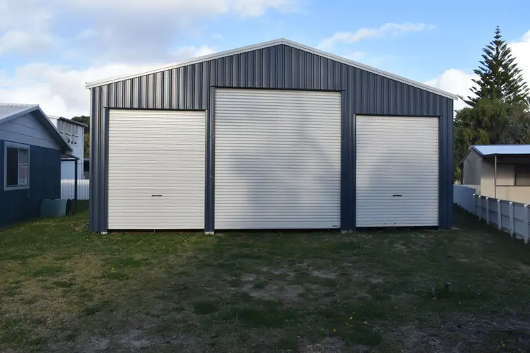 18 Newby Street, Lancelin WA 6044