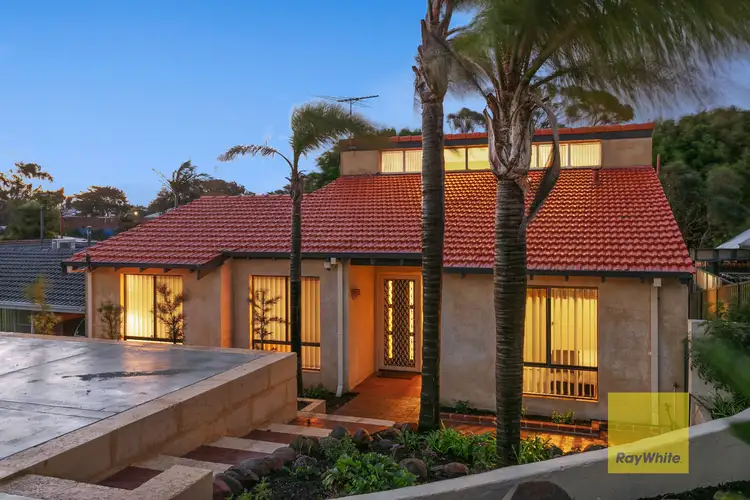 81 Clontarf Street, Sorrento WA 6020