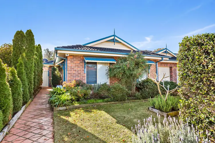 1/10 Spoonbill Place, Albion Park Rail NSW 2527
