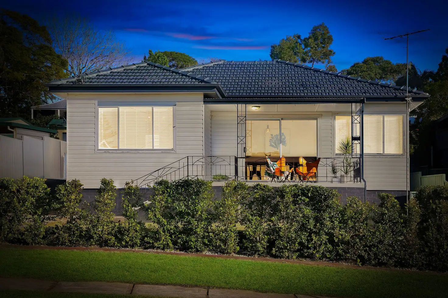 Main view of Homely house listing, 10 Collard Road, Point Clare NSW 2250
