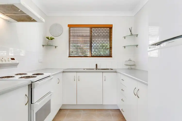 107 Pennycuick Street