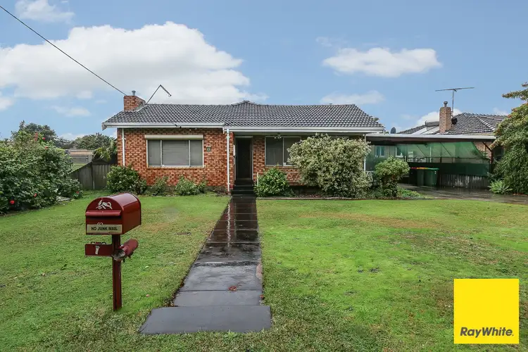 4 Napier Road, Morley WA 6062