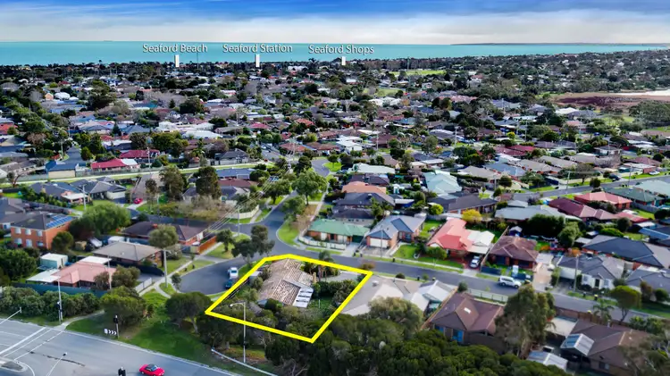 47 Hunt Drive, Seaford VIC 3198