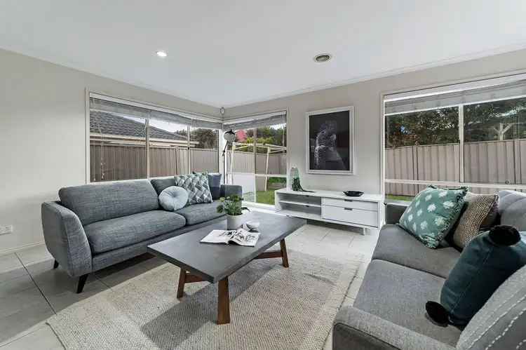 Second view of Homely house listing, 9 Creighton Way, Craigieburn VIC 3064
