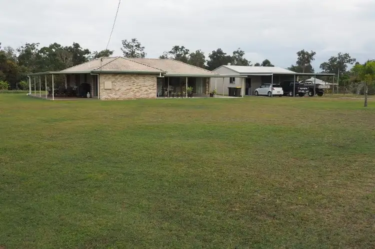 203 Woocoo Drive, Oakhurst QLD 4650