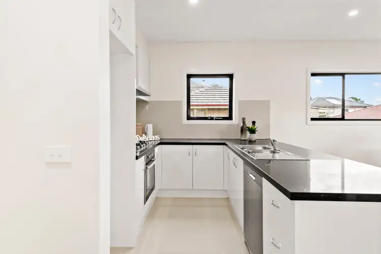 Fourth view of Homely townhouse listing, 2/17 Alexander Avenue, Oakleigh East VIC 3166