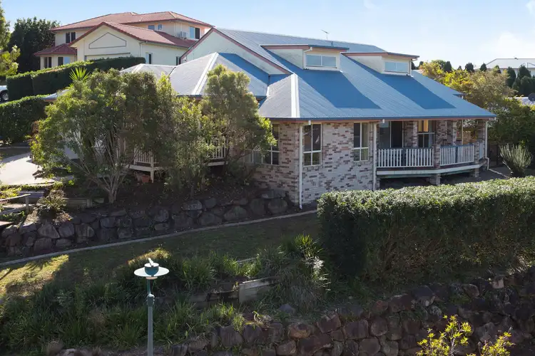 2 Dimbulah Court, Albany Creek QLD 4035