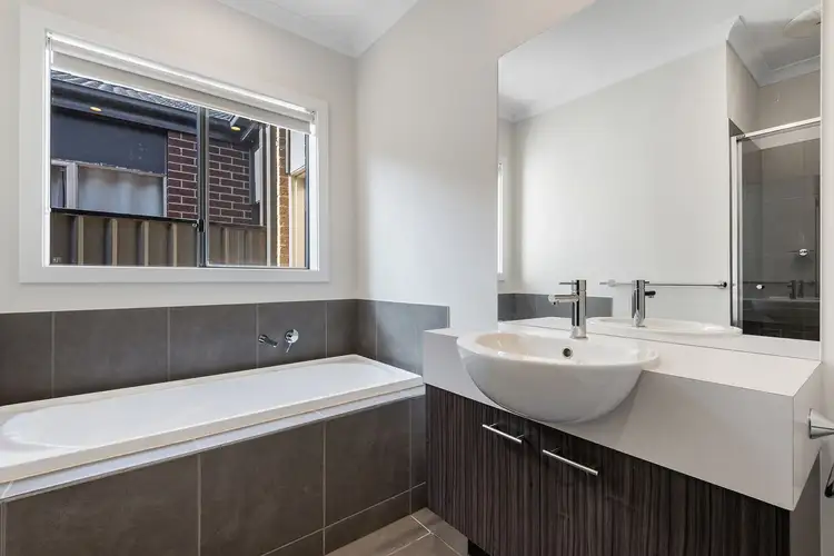 Fifth view of Homely house listing, 5 Iceberg Drive, Mernda VIC 3754