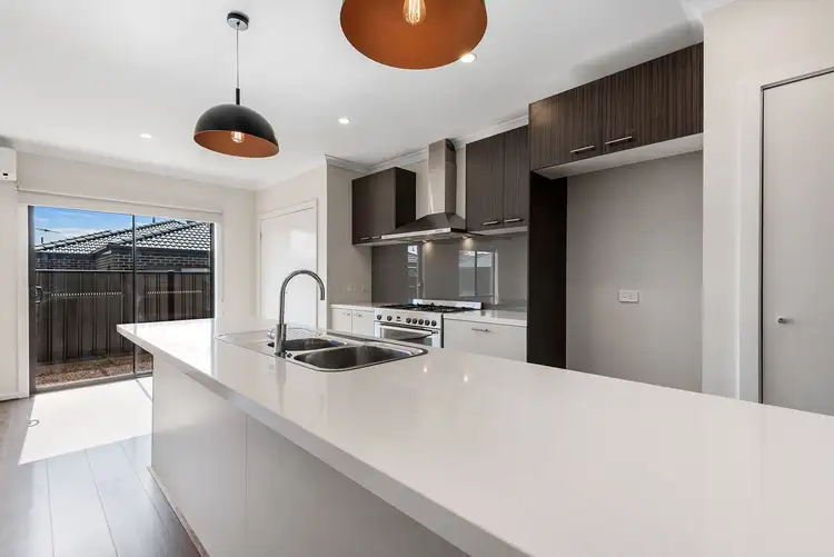 Sixth view of Homely house listing, 5 Iceberg Drive, Mernda VIC 3754