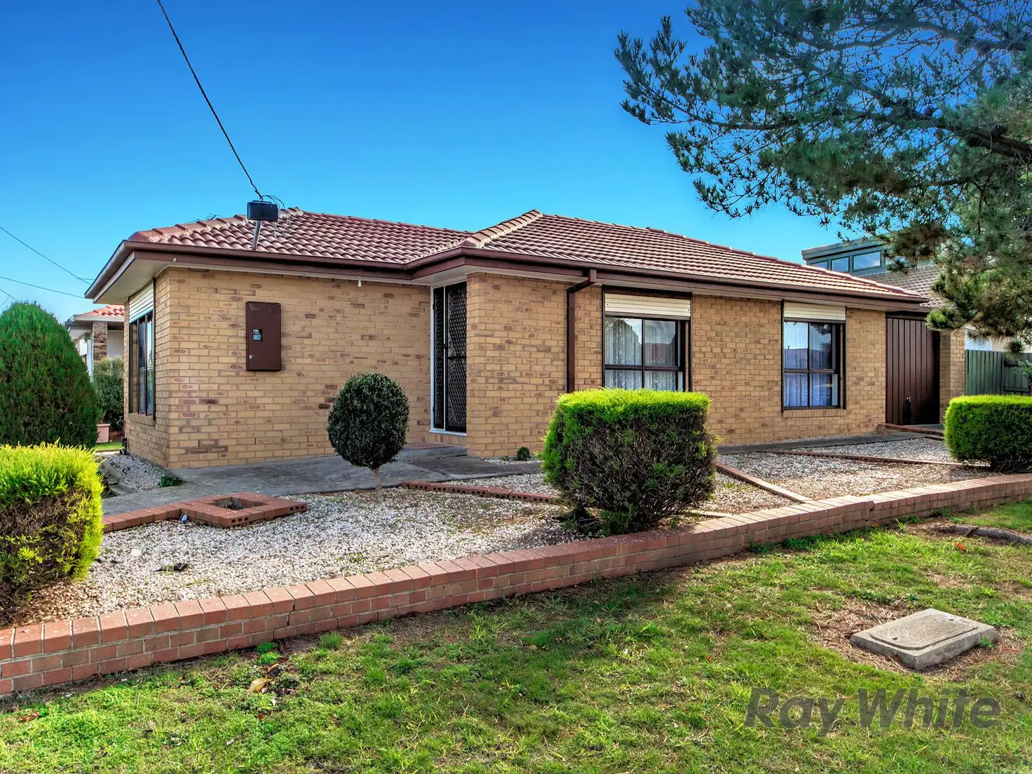 Main view of Homely unit listing, 1/24 Unicorn Way, Kings Park VIC 3021
