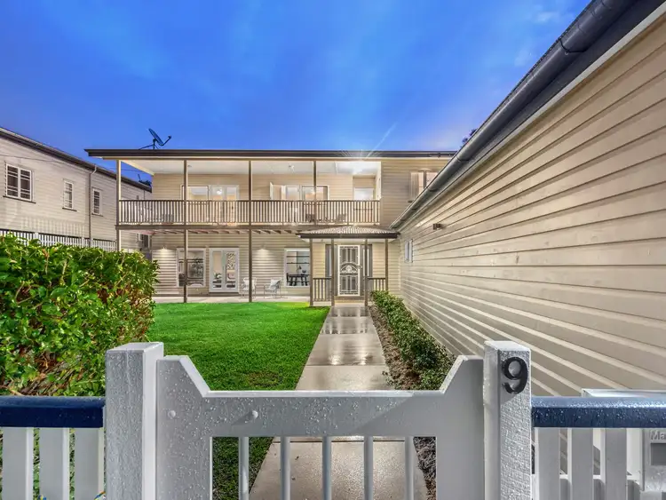 9 Dart Street, Corinda QLD 4075