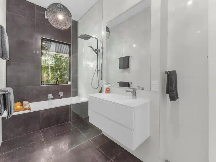 Fifth view of Homely house listing, 4 Little Bennett Street, Norman Park QLD 4170
