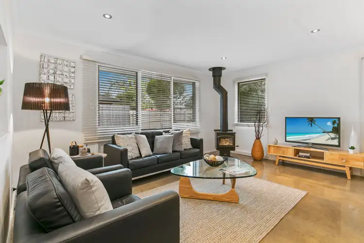 Second view of Homely house listing, 6 Eric Crescent, Mornington VIC 3931