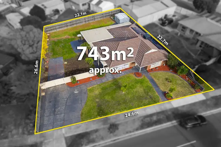 Second view of Homely house listing, 17 Axminster Drive, Craigieburn VIC 3064