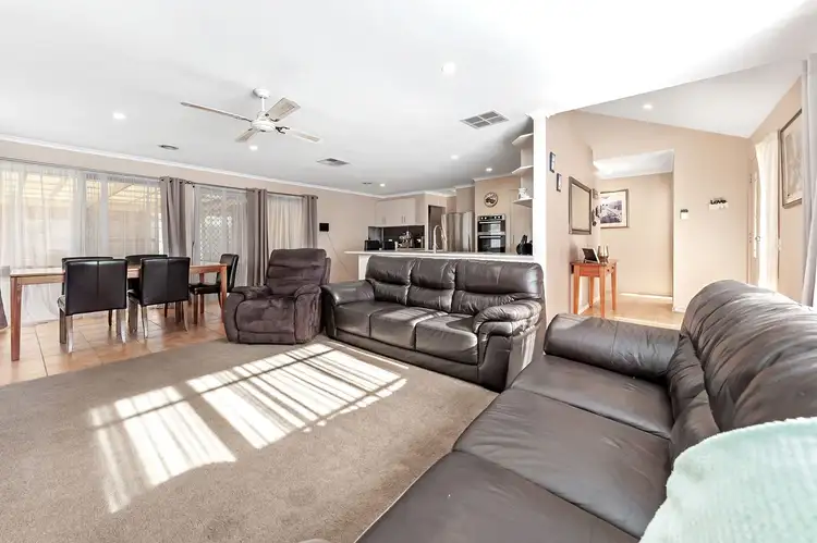 Fifth view of Homely house listing, 17 Axminster Drive, Craigieburn VIC 3064