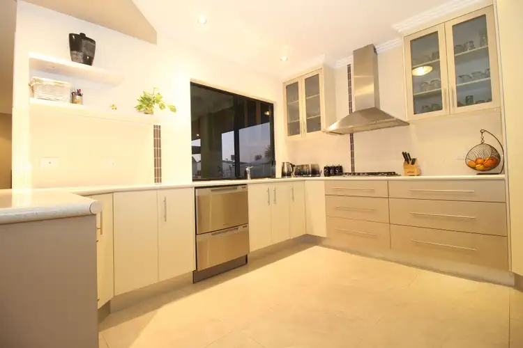 Seventh view of Homely house listing, 24 Carrington Place, Emerald QLD 4720