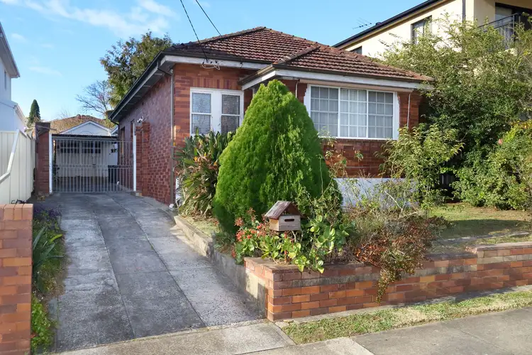 212 Carrington Avenue, Hurstville NSW 2220