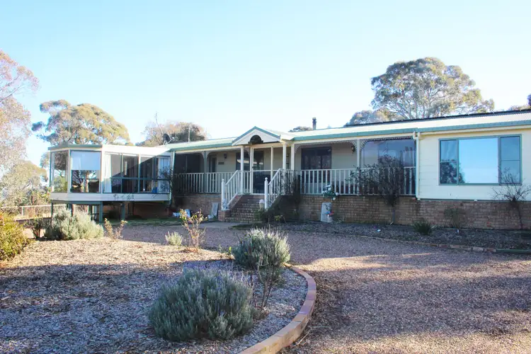 283 Wattersons Lane, Forest Reefs NSW 2798