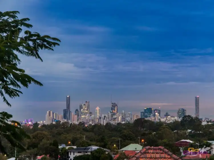 246 Rode Road, Wavell Heights QLD 4012