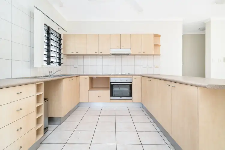 Second view of Homely unit listing, 7/5 Hinkler Crescent, Fannie Bay NT 820