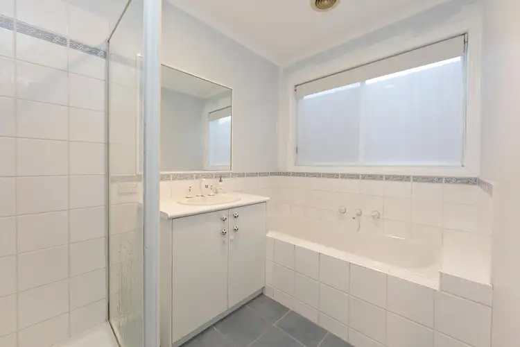 Fifth view of Homely house listing, 8 Wingham Court, Frankston VIC 3199