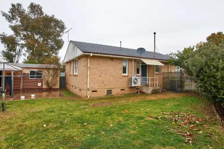 Fifth view of Homely house listing, 4 Moani Place, Kooringal NSW 2650