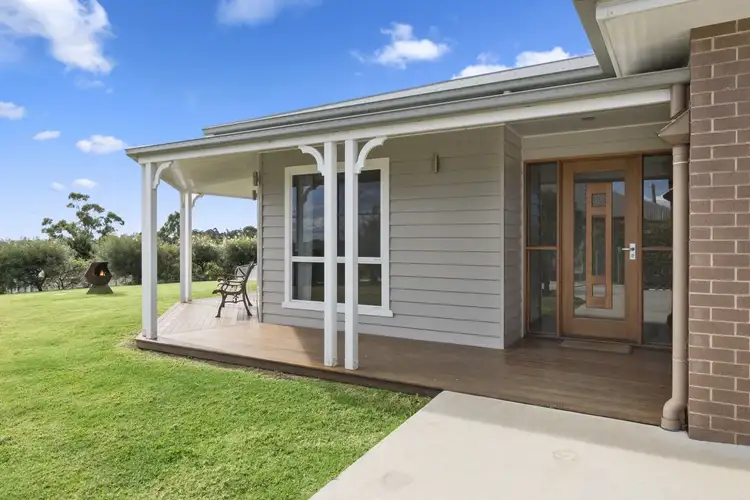 Second view of Homely house listing, 3 Mountview Court, Highfields QLD 4352