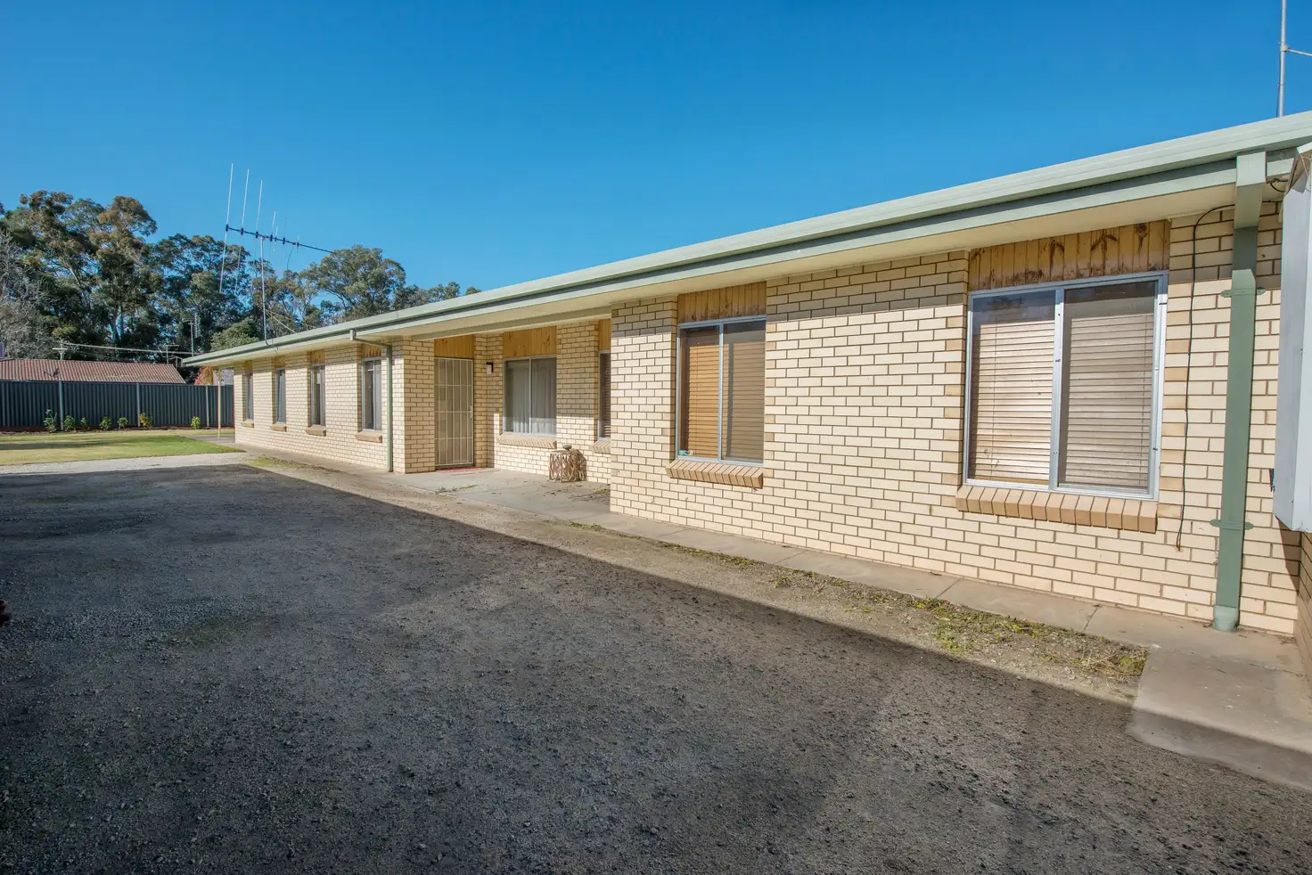Main view of Homely unit listing, 2/3 Naretha Street, Swan Hill VIC 3585